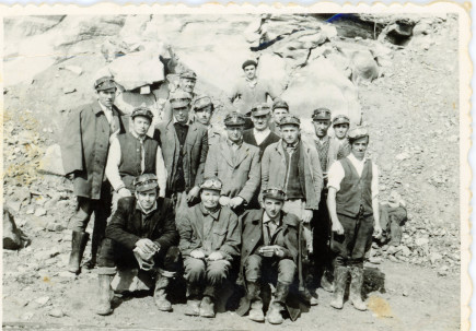 Kőbányászok