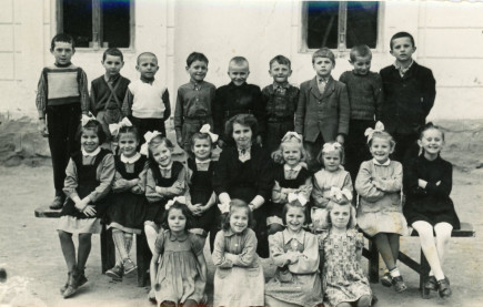 Iskolai csoportkép 1952 - es korosztály