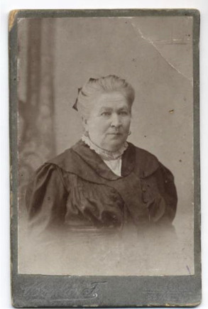 Márkos Imréné Szotyori Zsuzsanna. 1905.